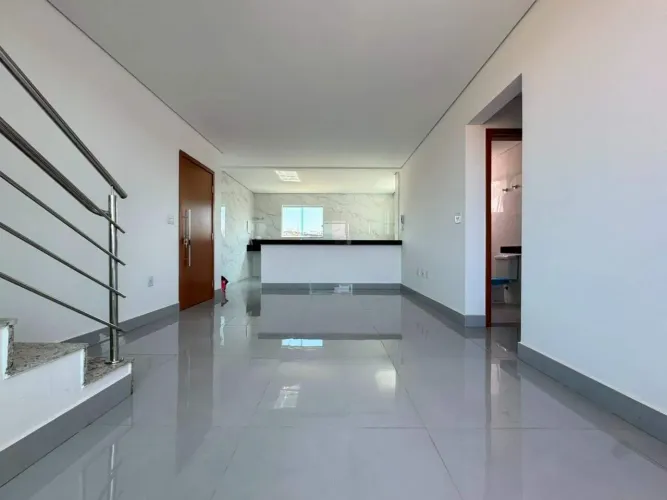 Cobertura à venda - Tirol, 3 quartos - Belo Horizonte