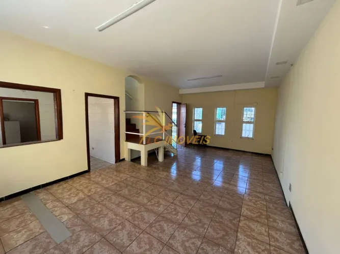 Casa com 4 dormitórios à venda (R$ 500.000,00) ou locação (R$ 2.500,00/mês), 300m² - Vila