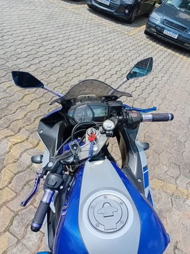Yamaha R3