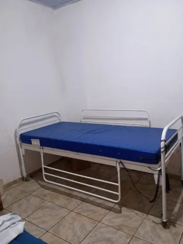 Cama Hospitalar - Colchão Pneumático e Fraldas TAM G