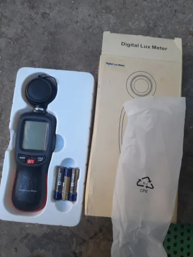Vende-se digital meter