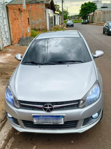 JAC J3 Turin Sedan 1.4 16V 4P Mec. 2014