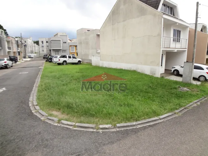 Terreno em Condomínio à venda com 120.44m² por R$ 314.900,00 no bairro Pinheirinho - CURIT