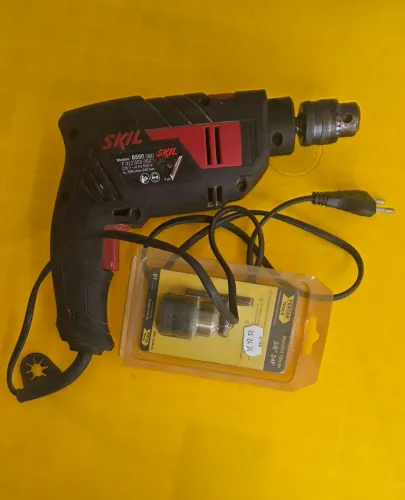 Furadeira Skil 6550 (550W / 220V) + Mandril Novo!