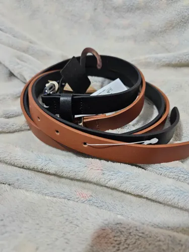 KIT 02 CINTOS FINOS COM FIVELA EM METAL PRETO