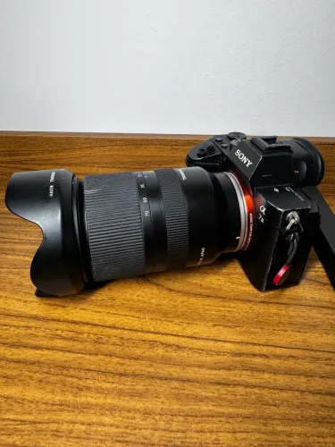 Sony A7III + Tamron 17-70 f/2.8 + Cage Kit Completo Profissional