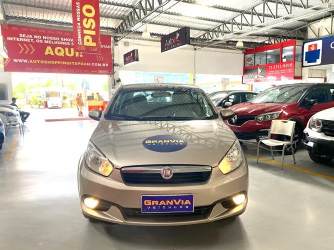 Fiat Grand Siena Essence 1.6 Flex 16V 2014