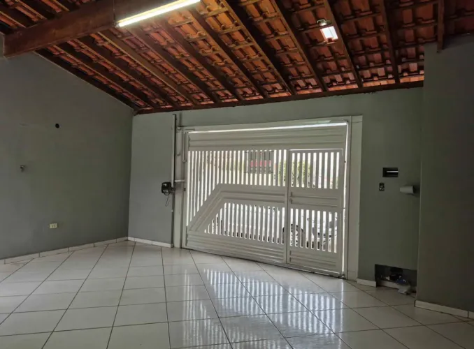 CASA NO SIDERAL PARQUE VERDE