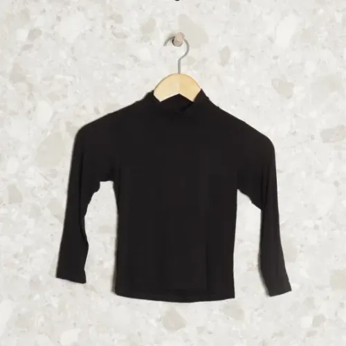 BLUSA PRETA
