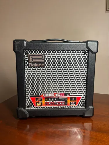 Amplificador Roland Cube 15XL - Ótimo Estado - Guitarra, Baixo, Violão