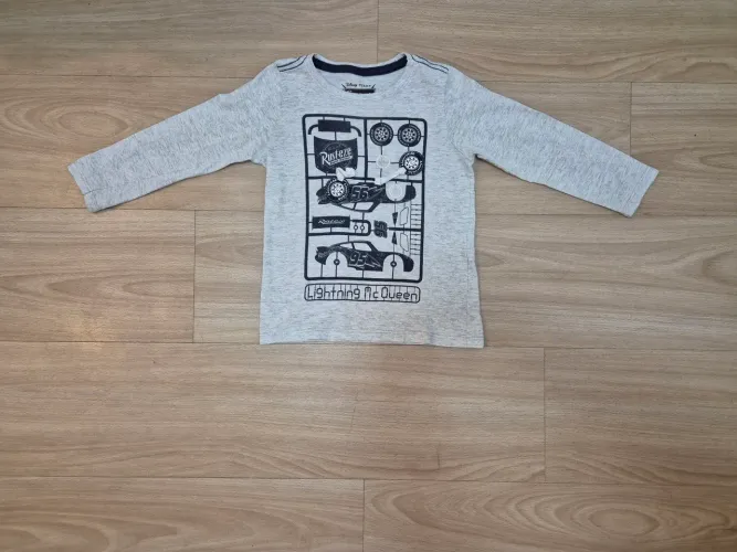 Camiseta Disney pixar carros 2 anos