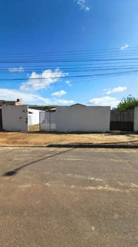 CASA NO RAIAR DO SOL