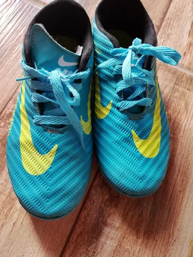 CHUTEIRA NIKE ORIGINAL 33