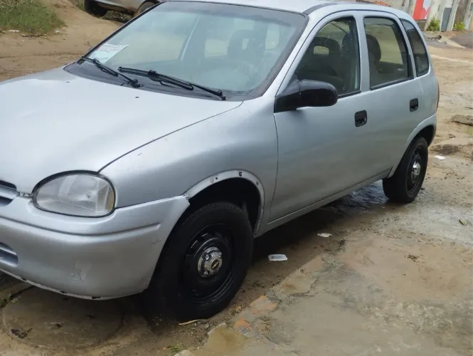 Chevrolet Corsa GL 1.6 MPFI / 1.4 EFI 2P E 4P 1999
