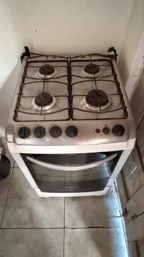 Fogão Electrolux automático