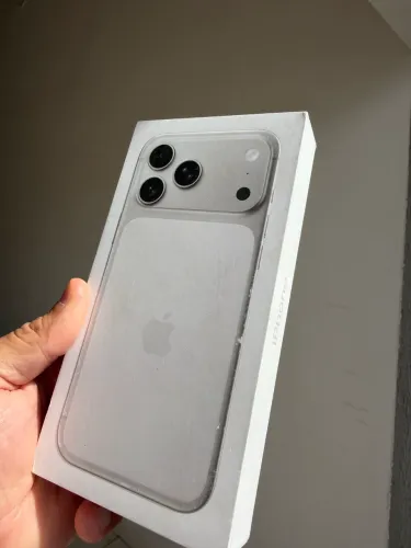 iPhone 17 pro Max 256 gb