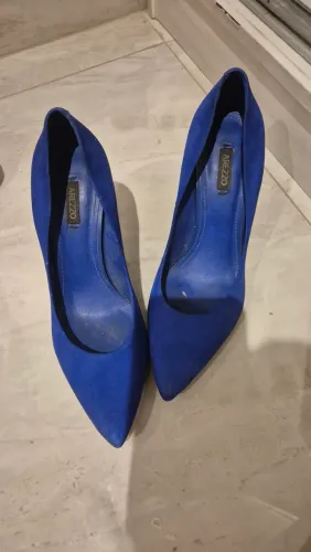 Scarpin Arezzo azul royal - tam. 35