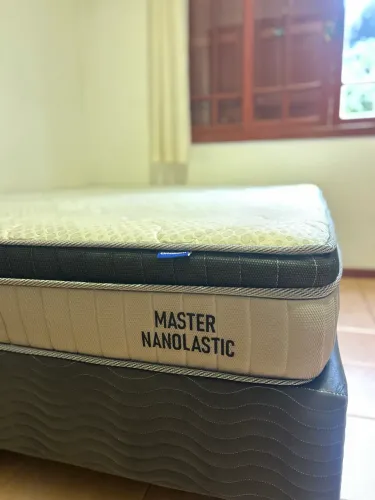 CAMA BOX QUEEN COLCHÃO ORTOBOM - Novinha