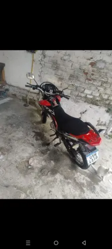 Bros 160 vermelha