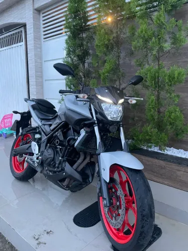 YAMAHA MT-03 - IMPECÁVEL | BAIXO KM