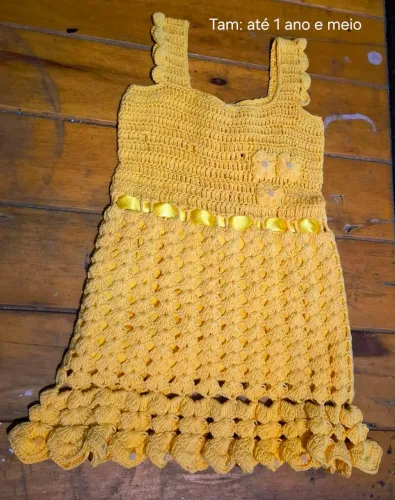 Vestido infantil em crochê
