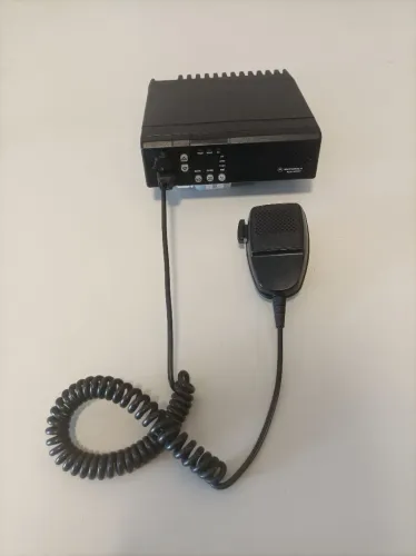 Rádio Motorola GM 300 UHF