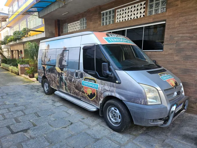 Ford Transit Furgão 2.2 Tdci Longa Diesel 2012