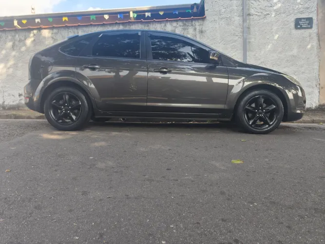 Ford Focus 1.6 S/se/se Plus Flex 8v/16v 5P 2012