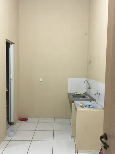 Alugo kitnet varjota