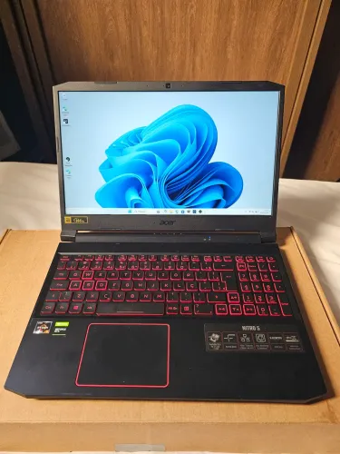 Notebook Acer Nitro R8HN AMD Ryzen 7 4800H 16GB DDR4 3200 Nvidia Geforce GTX 1650Ti 