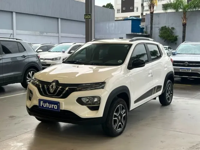 Renault Kwid E-Tech Techno 2024