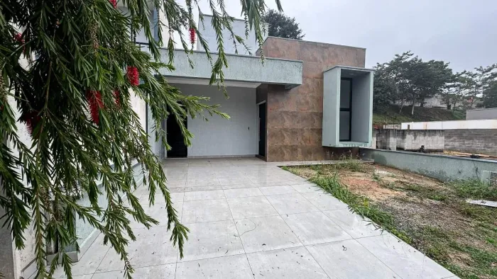 Casa Residencial à Venda em Pindamonhangaba (Vila Romana) 126,82 m²