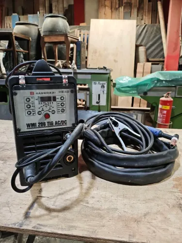 ? MÁQUINA DE SOLDA BAMBOZZI WMI 208 TIG AC/DC - USADA EM EXCELENTE ESTADO! ?