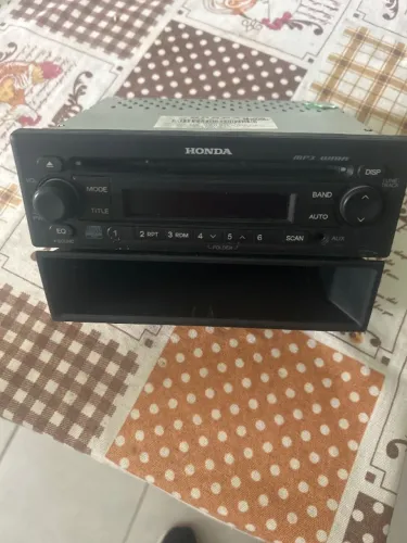 MP3 Honda Fit 2011