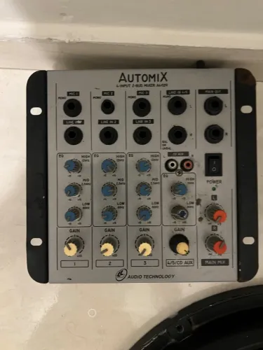 Mesa automix 220v