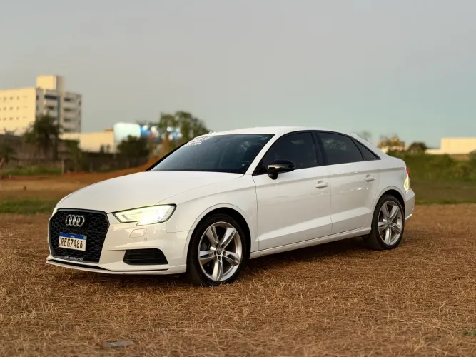 Audi A3 Sedan Prestige 1.4 TFSI S-tronic 2020