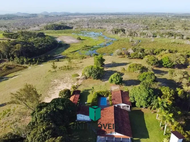 Sítio à venda na zona rural de Guarapari - Excelente estrutura e conforto!