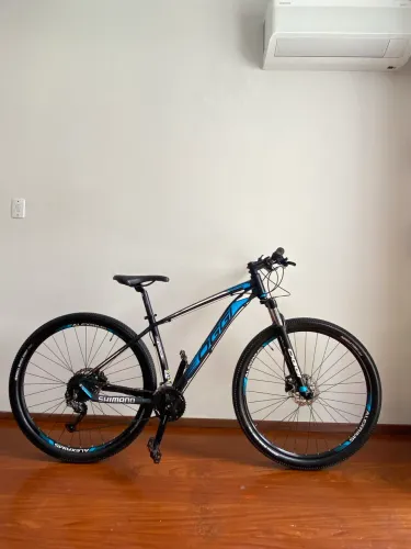 Bicicleta Oggi Big Wheel 7.0 aro 29