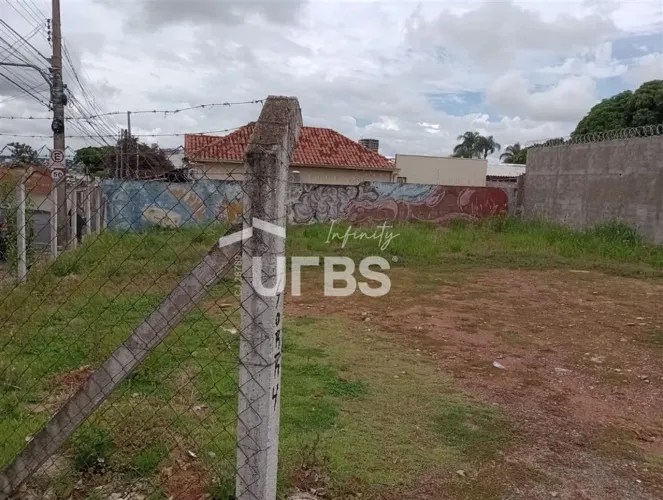 Terreno com 432m² à venda no Fundinho