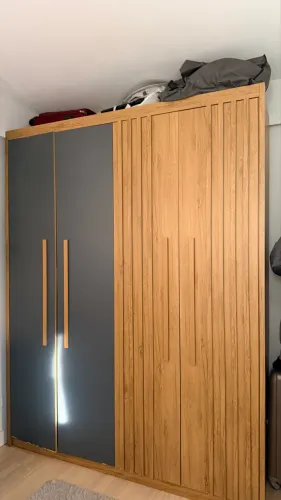 Vendo Guarda-roupa Seminovo Curitiba e Região