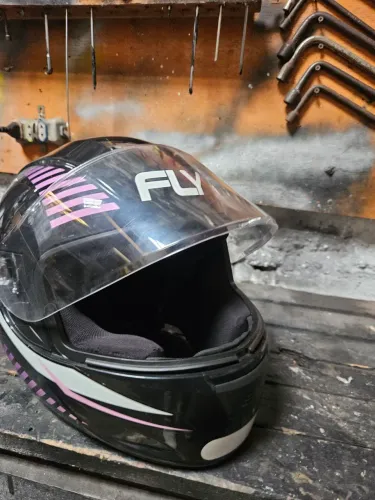 Capacete fly 