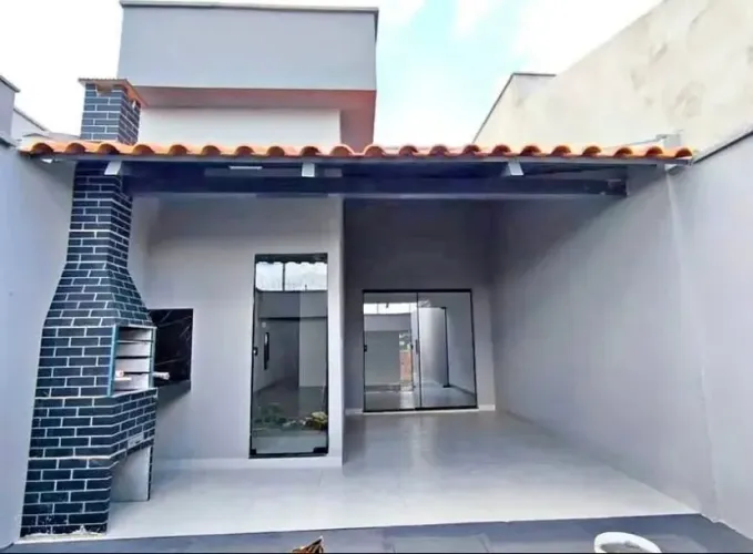 T.M LINDA CASA EM PERUS