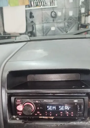 Rádio Pioneer via Bluetooth