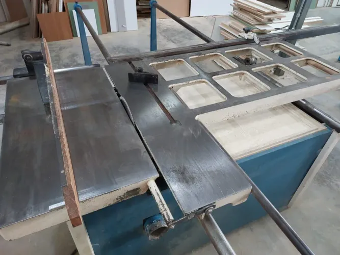 1 máquina esquadrejadeira