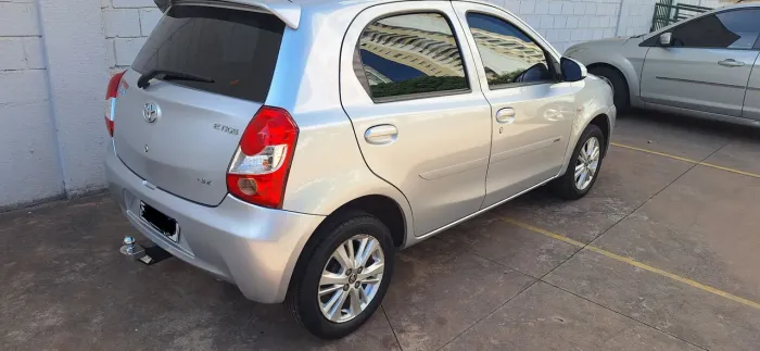 Toyota Etios X 1.3 Flex 16V 5P Mec. 2016