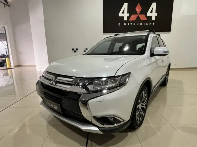 Mitsubishi Outlander 2.2 165cv Diesel Aut. 2016