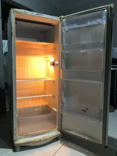 Geladeira Consul Degelo Seco 300L - Gelando Perfeitamente!<br>Preço: R$ 500