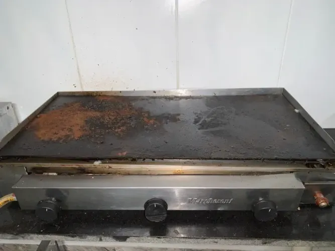 CHAPA PARA LANCHES FUNCIONANDO PERFEITAMENTE