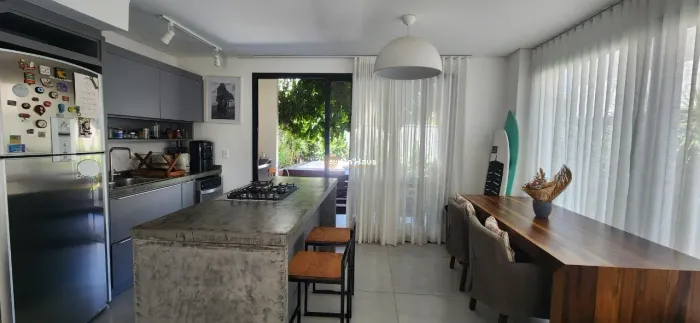 Casa Porteira fechada à 400m da praia à venda - 3 dormitórios - 1 suíte com 128m2 - Campec