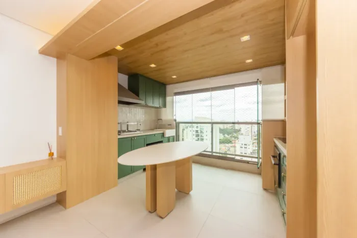 Apartamento para venda e locação em Vila Mariana com 2 quartos, sendo 1 suíte, 65m²